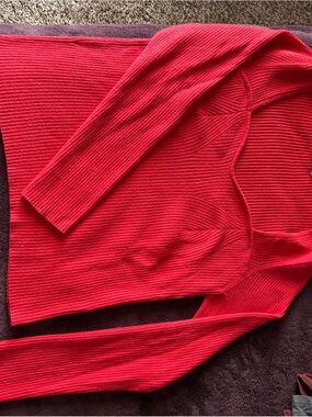 Old Navy Women’s Red Ribbed Knit Sweater